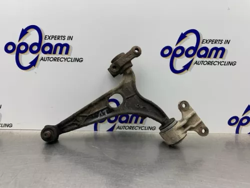 Draagarm onder links-voor-8266228