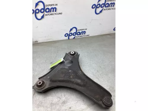 Draagarm onder links-voor-8241237