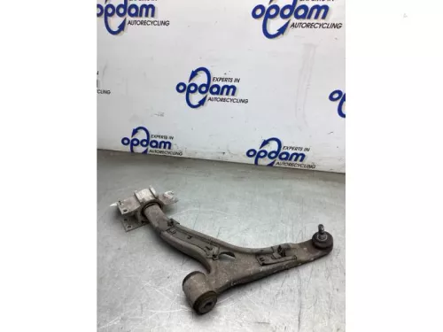 Draagarm onder links-voor-8140306