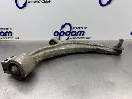 Draagarm onder rechts-voor-8160979