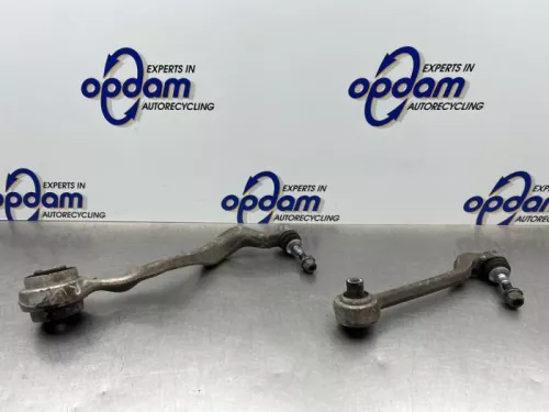 Draagarm onder rechts-voor-8221220