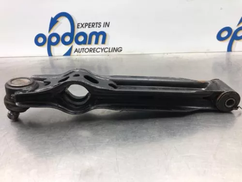 Draagarm onder rechts-voor-7845797