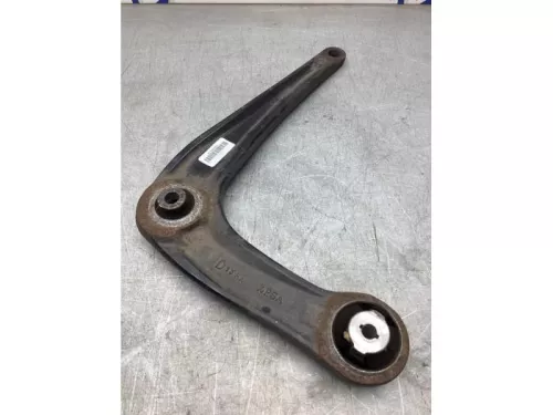 Draagarm onder rechts-voor-8103469