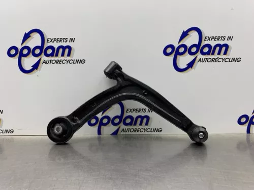 Draagarm onder rechts-voor-