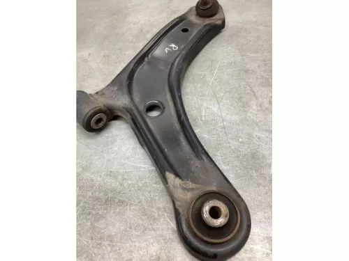 Draagarm onder rechts-voor-8182330