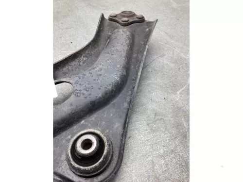 Draagarm onder rechts-voor-7916586