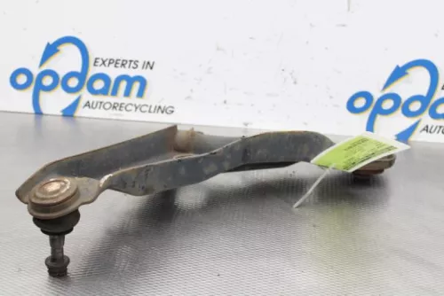 Draagarm onder rechts-voor-7877106