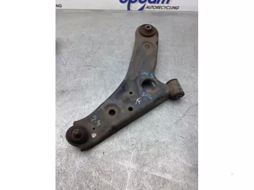 Draagarm onder rechts-voor-7982511