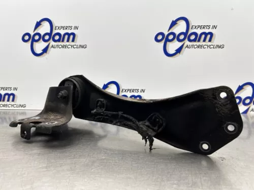 Draagarm rechts-achter-8298337