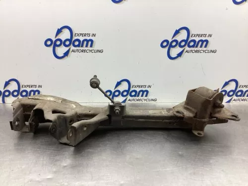 Draagarm rechts-achter-8064516