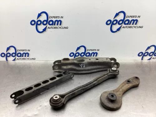 Draagarm rechts-achter-7741024