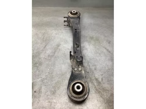 Draagarm rechts-achter-8191011