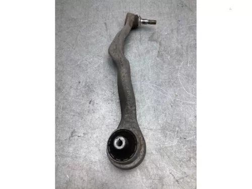 Draagarm rechts-voor-8122800