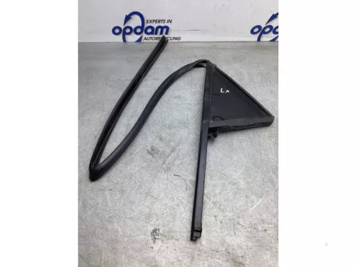 Driehoeks Ruit links-achter-7617489