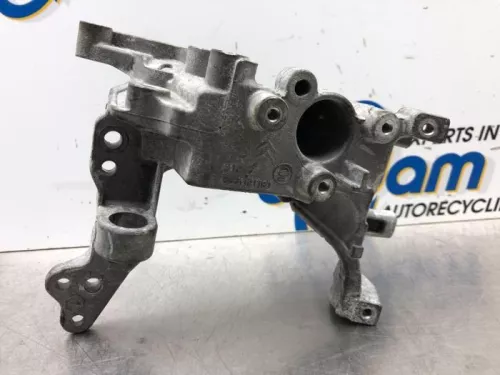 Dynamosteun onder-7609086