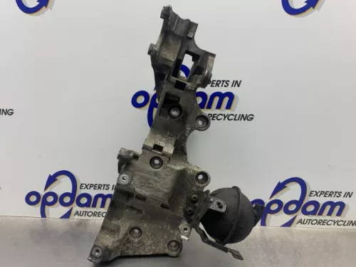 Dynamosteun onder-8094088