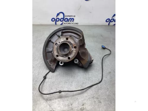 Fusee rechts-achter-6937728