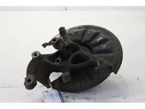 Fusee rechts-achter-7589902