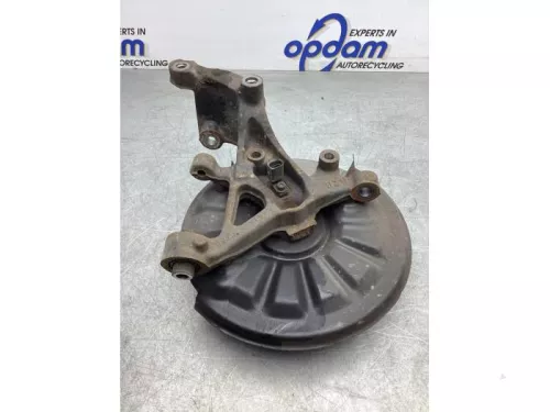 Fusee rechts-achter-7364014