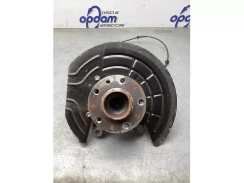 Fusee rechts-achter-8202418