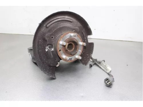 Fusee rechts-achter-7715016