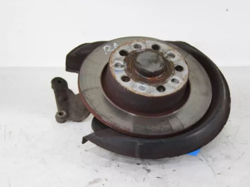 Fusee rechts-achter-7886740