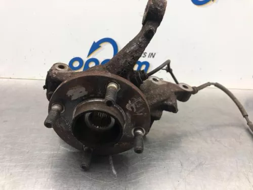 Fusee rechts-voor-7976627