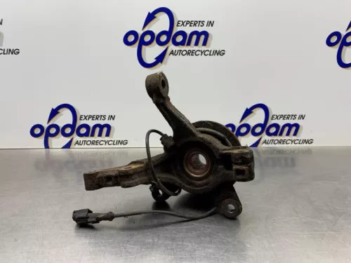 Fusee rechts-voor-8213510