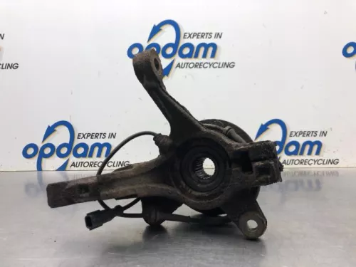 Fusee rechts-voor-8138699