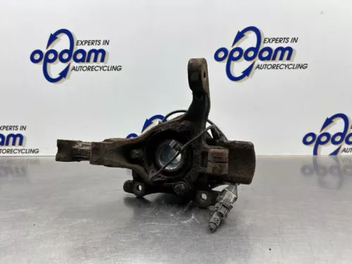 Fusee rechts-voor-8207878