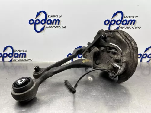 Fusee rechts-voor-8272820