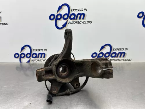 Fusee rechts-voor-8302350