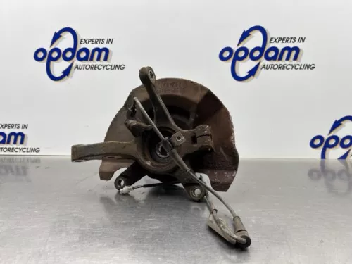 Fusee rechts-voor-8311370