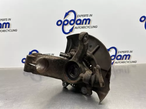 Fusee rechts-voor-8299852