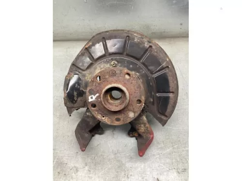 Fusee rechts-voor-8204945