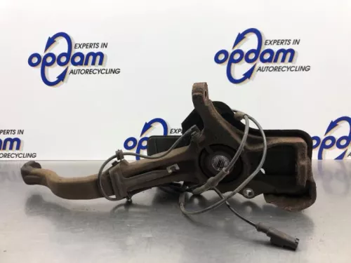 Fusee rechts-voor-8184844