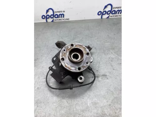 Fusee rechts-voor-8135746