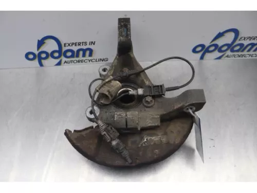 Fusee rechts-voor-7877359