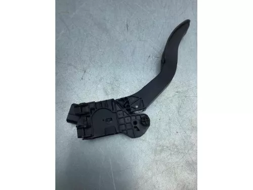 Gaspedaalpositie Sensor-7472532