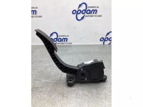Gaspedaalpositie Sensor-7940688