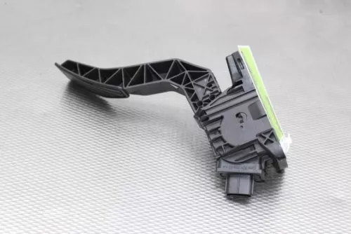 Gaspedaalpositie Sensor-7926016