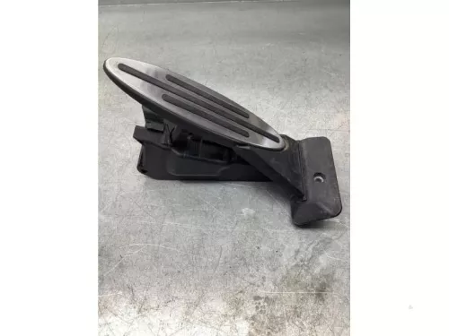 Gaspedaalpositie Sensor-7747224