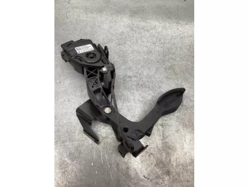 Gaspedaalpositie Sensor-6728486