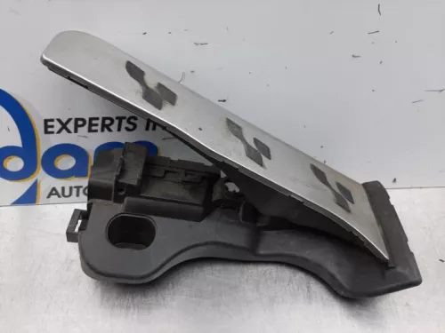 Gaspedaalpositie Sensor-7611080