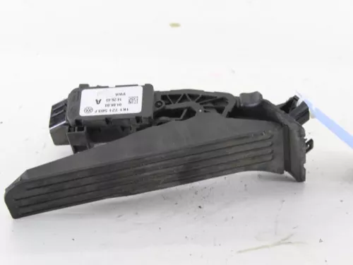 Gaspedaalpositie Sensor-7889049