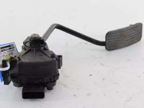 Gaspedaalpositie Sensor-7888316