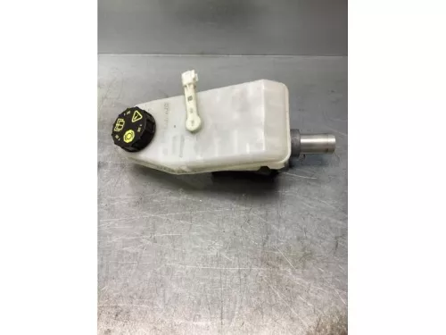 Hoofdremcilinder-7435092