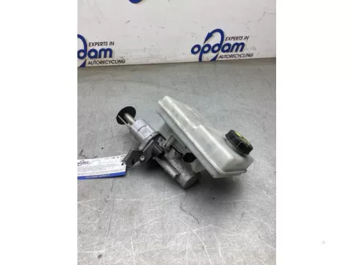 Hoofdremcilinder-8270114