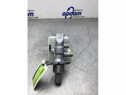 Hoofdremcilinder-8282811