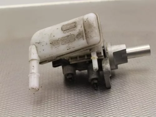 Hoofdremcilinder-7888232